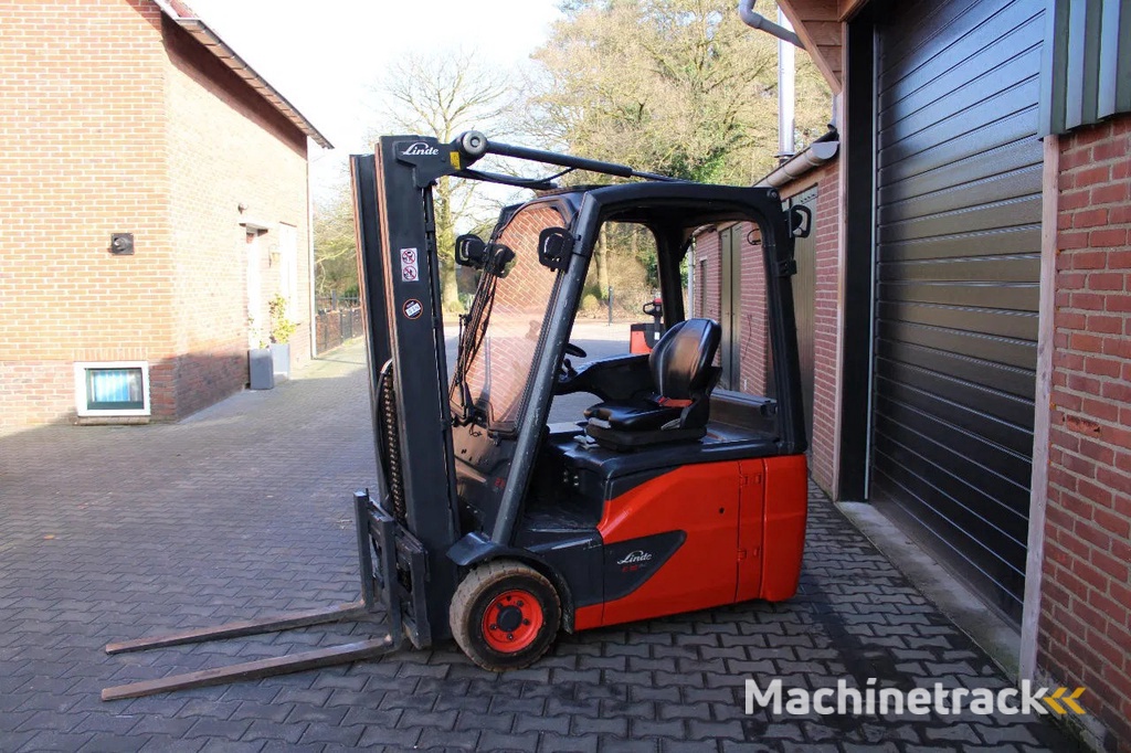 Linde E16 heftruck elektrische triplex freelift sideshift