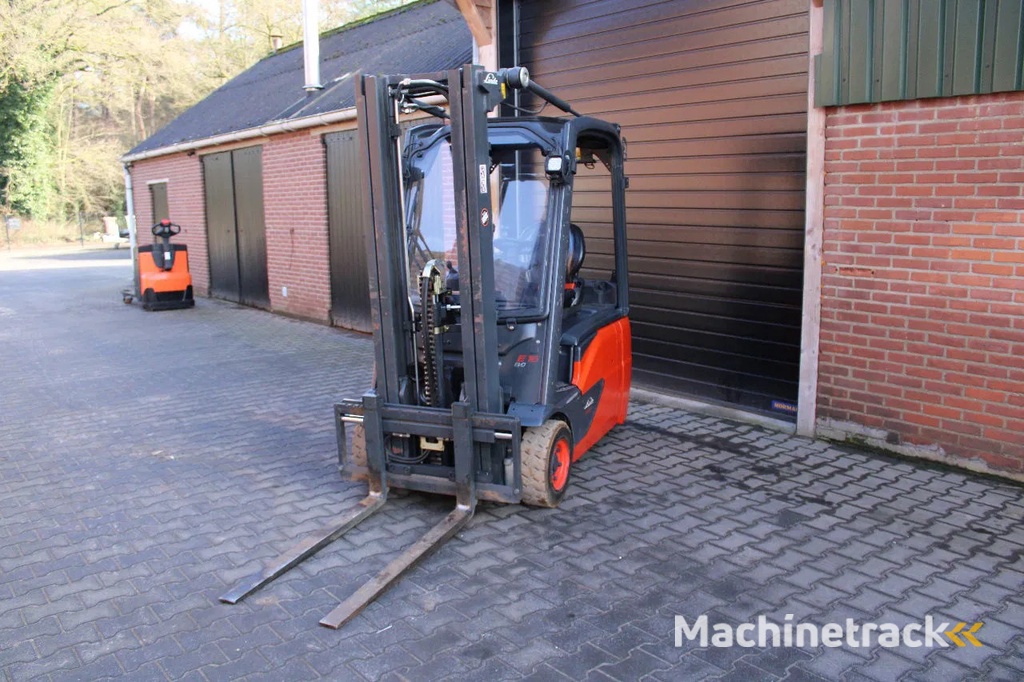 Linde E16 heftruck elektrische triplex freelift sideshift
