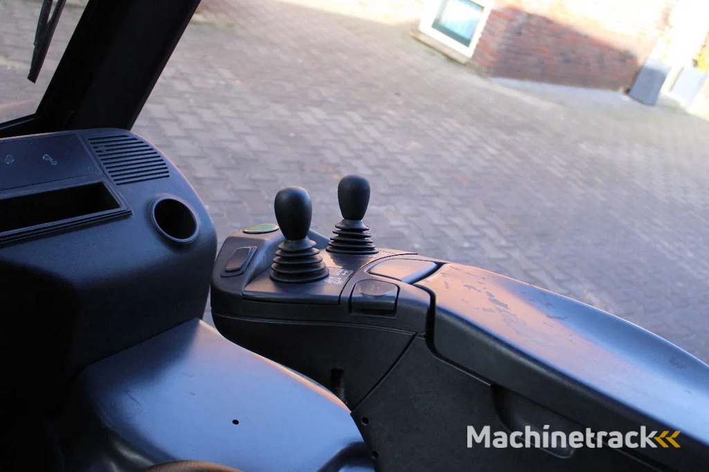 Linde E16 heftruck elektrische triplex freelift sideshift