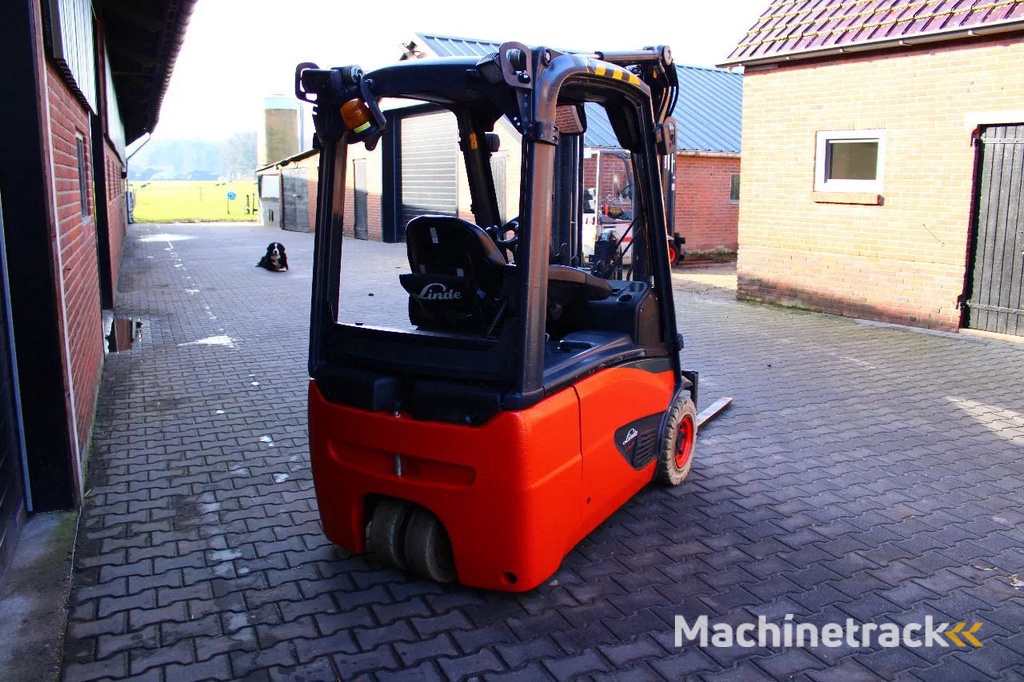 Linde E16 heftruck elektrische triplex freelift sideshift