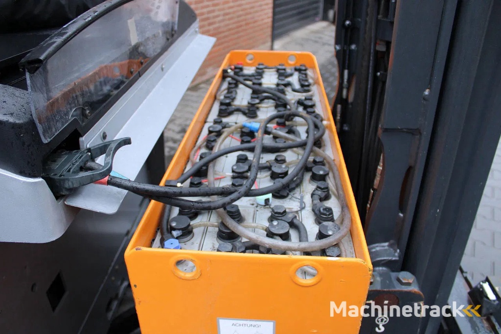 Still FM-X14 reachtruck elektrische triplex sideshift freelift