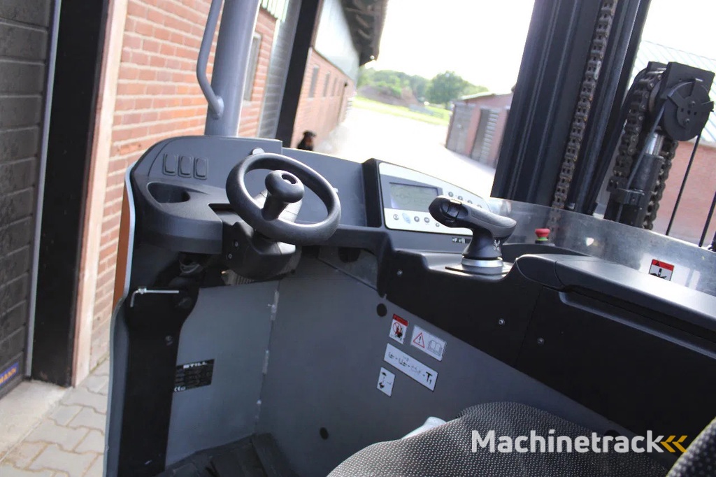 Still FM-X14 reachtruck elektrische triplex sideshift freelift