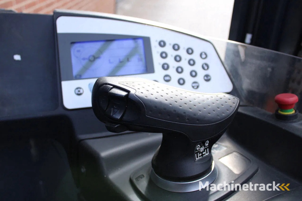 Still FM-X14 reachtruck elektrische triplex sideshift freelift