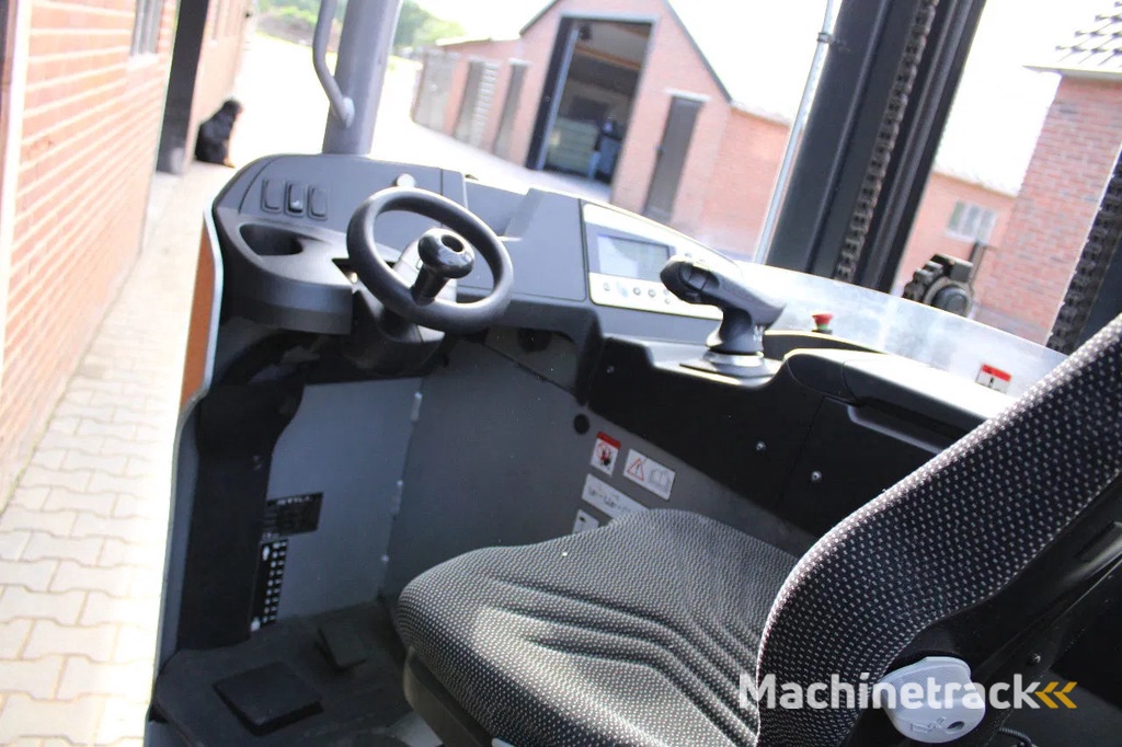 Still FM-X14 reachtruck elektrische triplex sideshift freelift