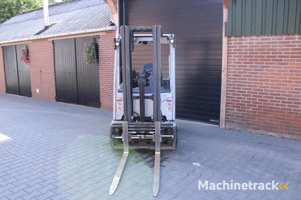 Still RX20 16 heftruck elektrische triplex lepelverstelling sideshift