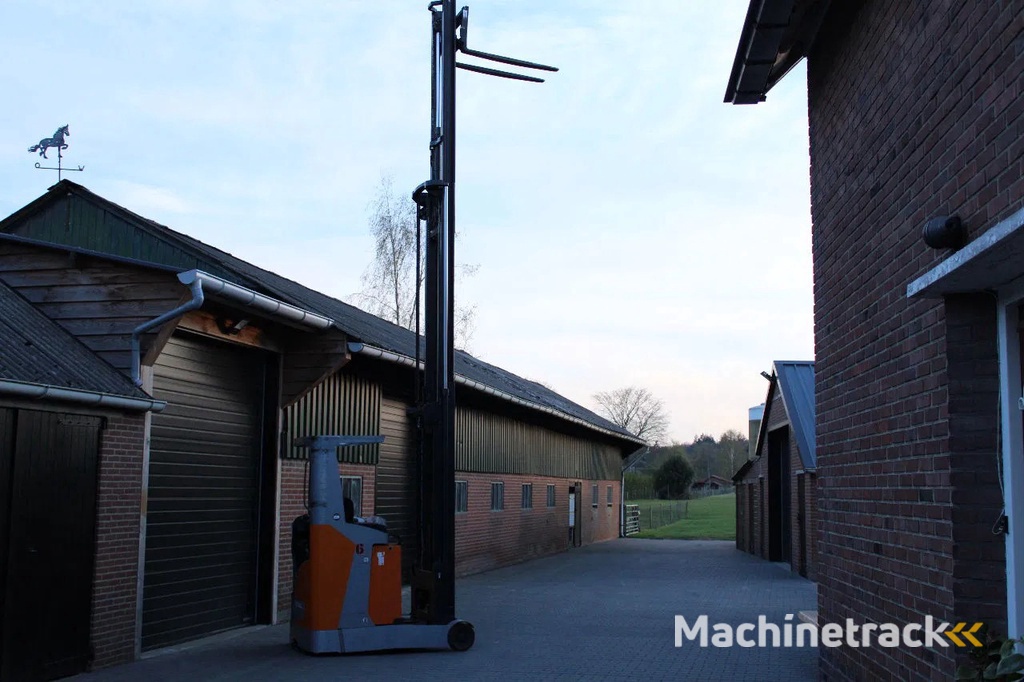 Still FM-X14 reachtruck elektrische triplex sideshift freelift