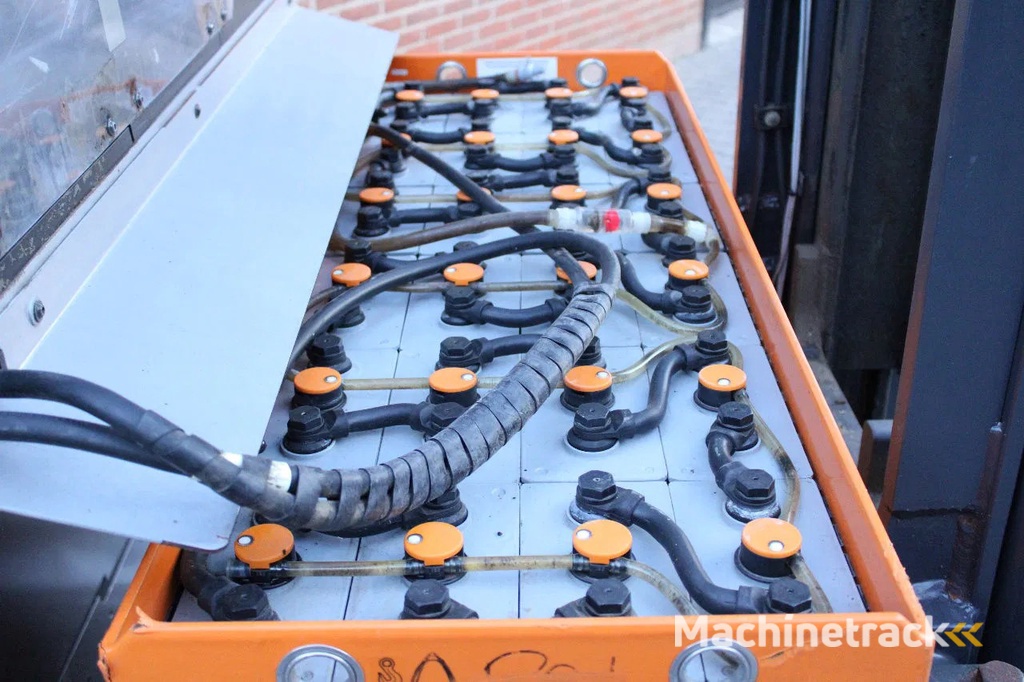 Still FM-X14 reachtruck elektrische triplex sideshift freelift