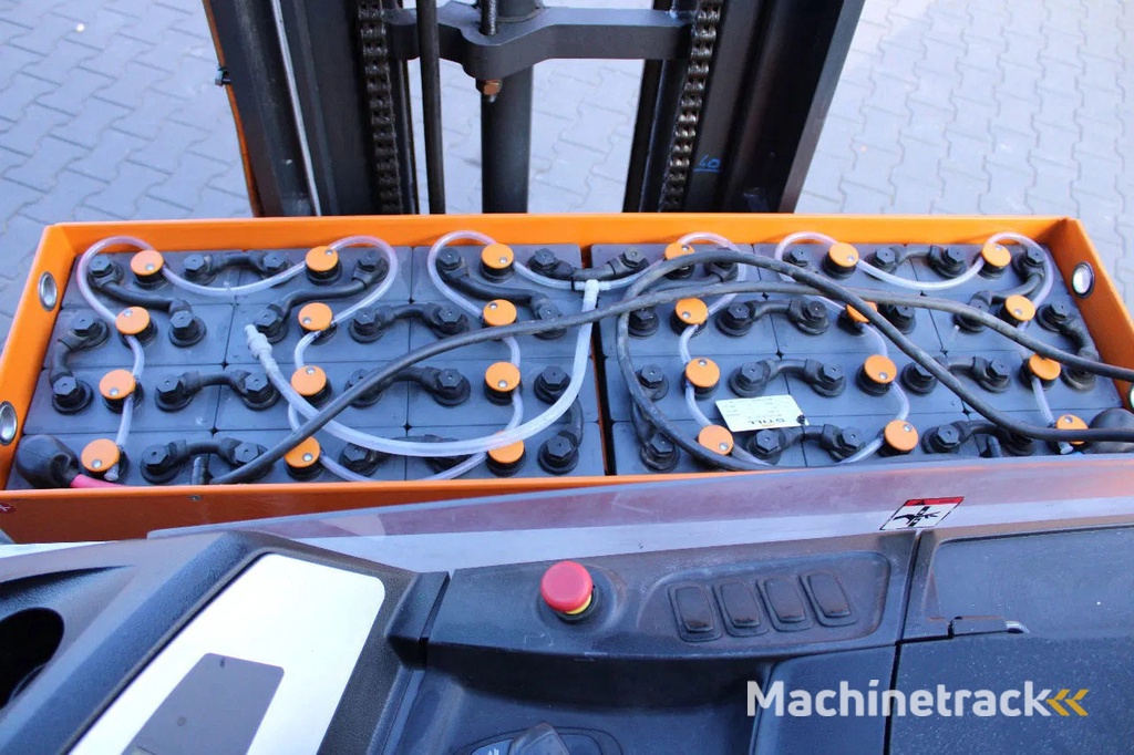 Still FM-X14 reachtruck elektrische triplex sideshift freelift