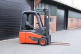 Minituur van Linde E16 heftruck elektrische triplex sideshift lepelverstelling