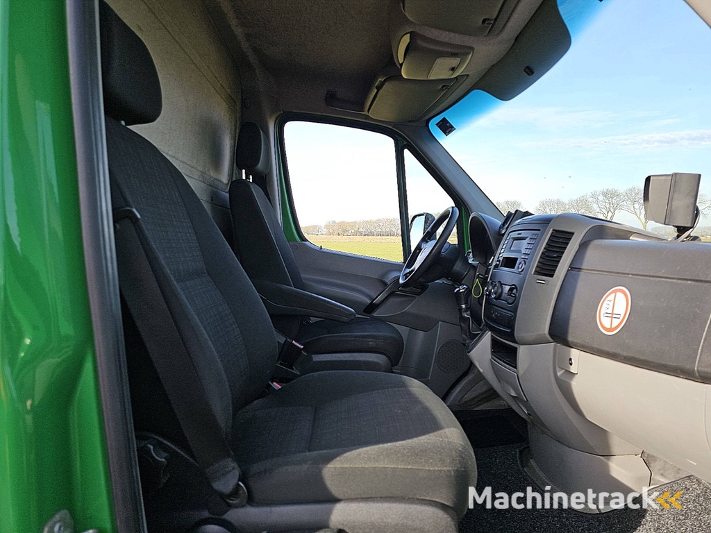 MERCEDES-BENZ SPRINTER 314 bakwagen laadklep!