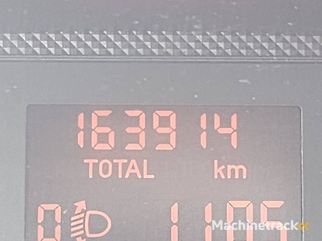 IVECO DAILY 35S14       be-combi laadklep!