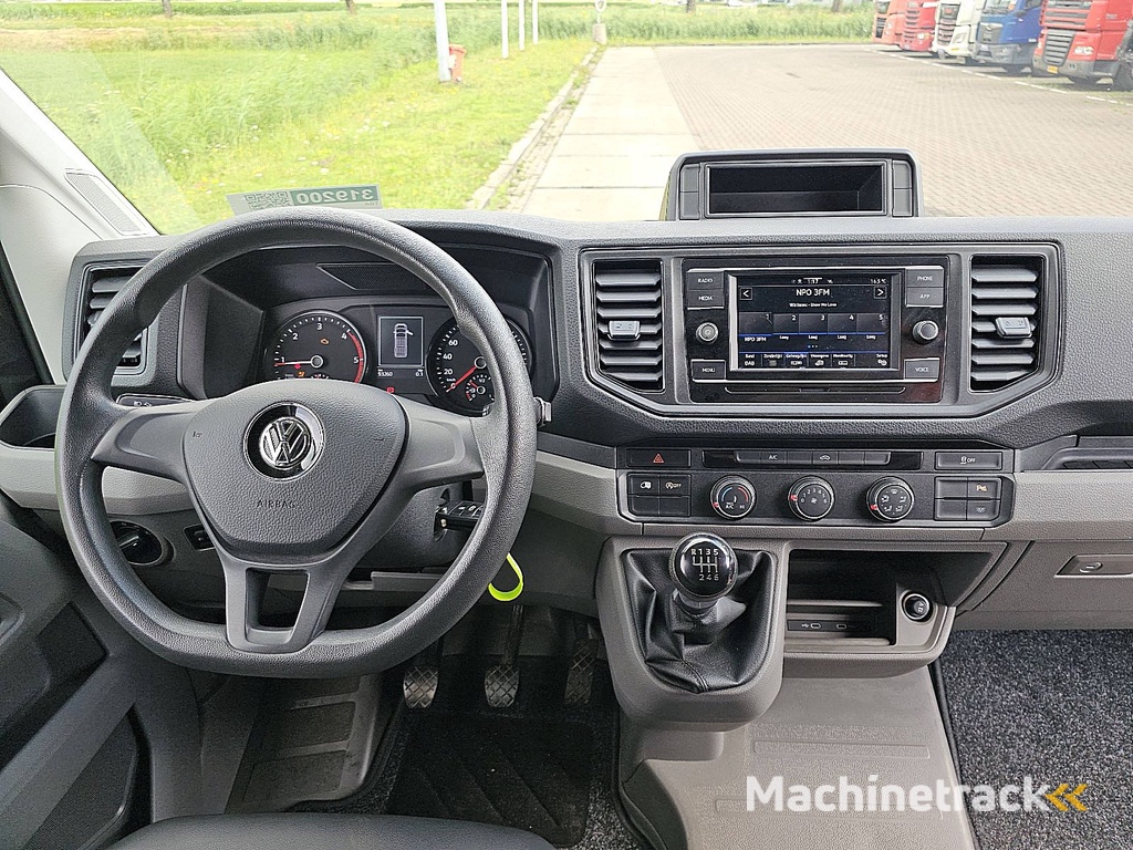 VOLKSWAGEN CRAFTER 2.0 l3h3 pdc trekhaak!