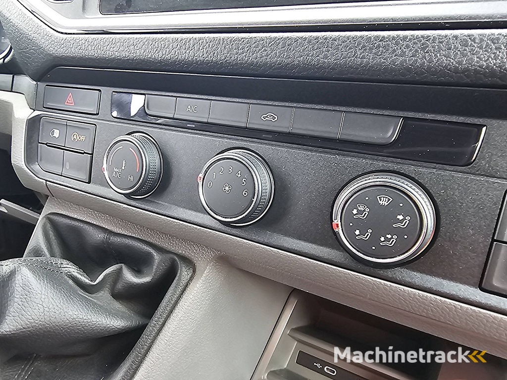 VOLKSWAGEN CRAFTER 2.0 l3h3 pdc trekhaak!