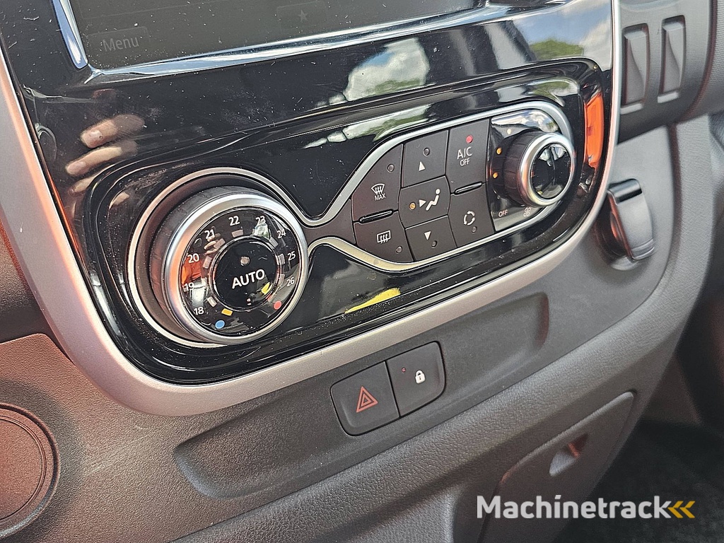 RENAULT TRAFIC 2.0 DCI l2 dubbel cabine nap