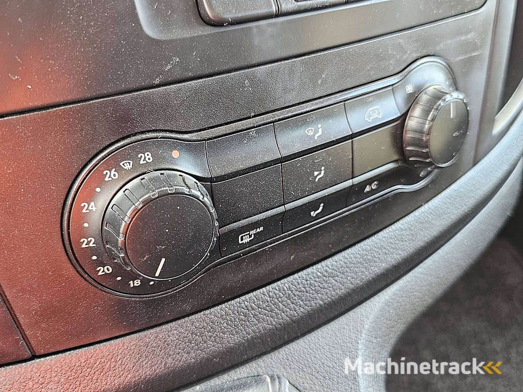 MERCEDES-BENZ VITO 110 l3 xl 9-persoons nap