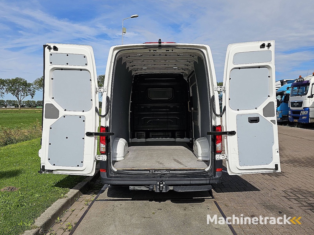 VOLKSWAGEN CRAFTER 35 2.0 l3h3 140pk automaat!