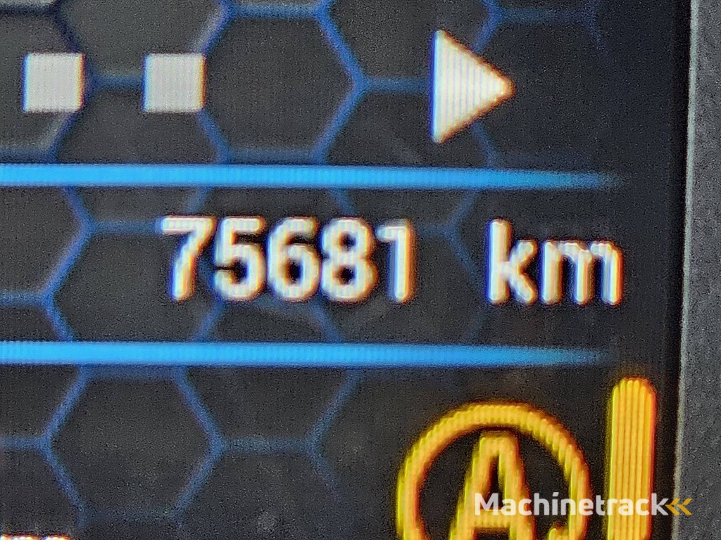 IVECO DAILY 35C16 bakwagen laadklep!