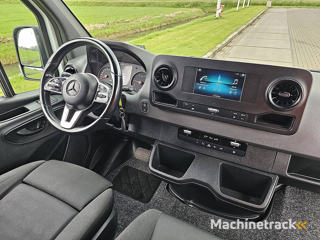 MERCEDES-BENZ SPRINTER 314 l2h2 mbux rwd