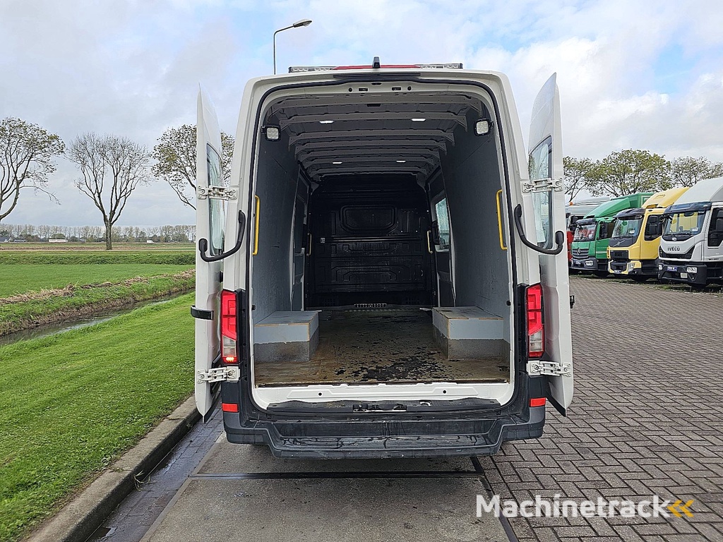 VOLKSWAGEN CRAFTER 50 2.0 dubbellucht 2zijdeur