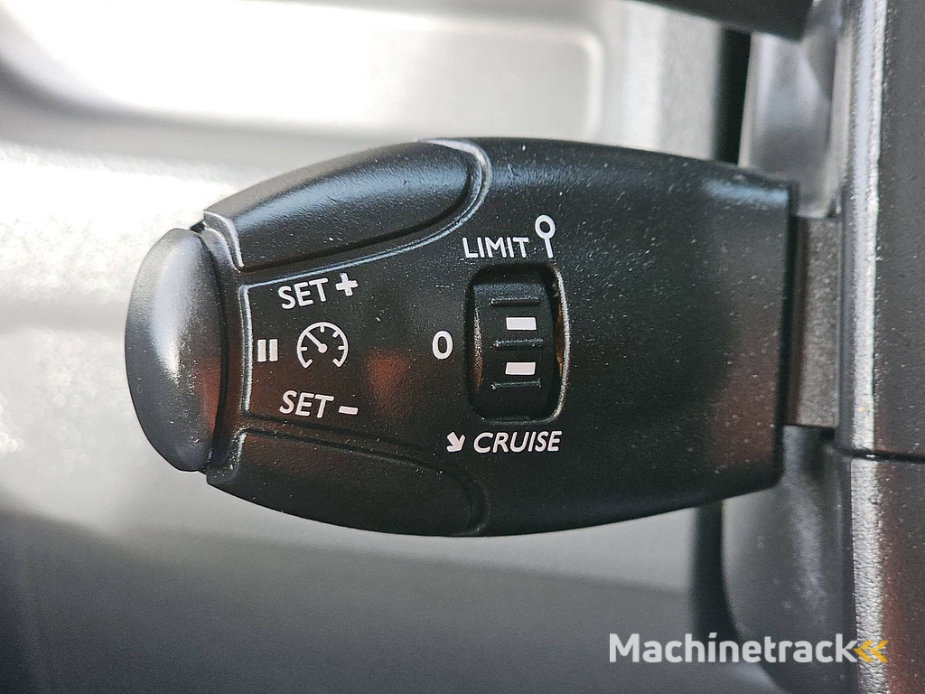 PEUGEOT EXPERT 2.0 l3 xl dubbel cabine!