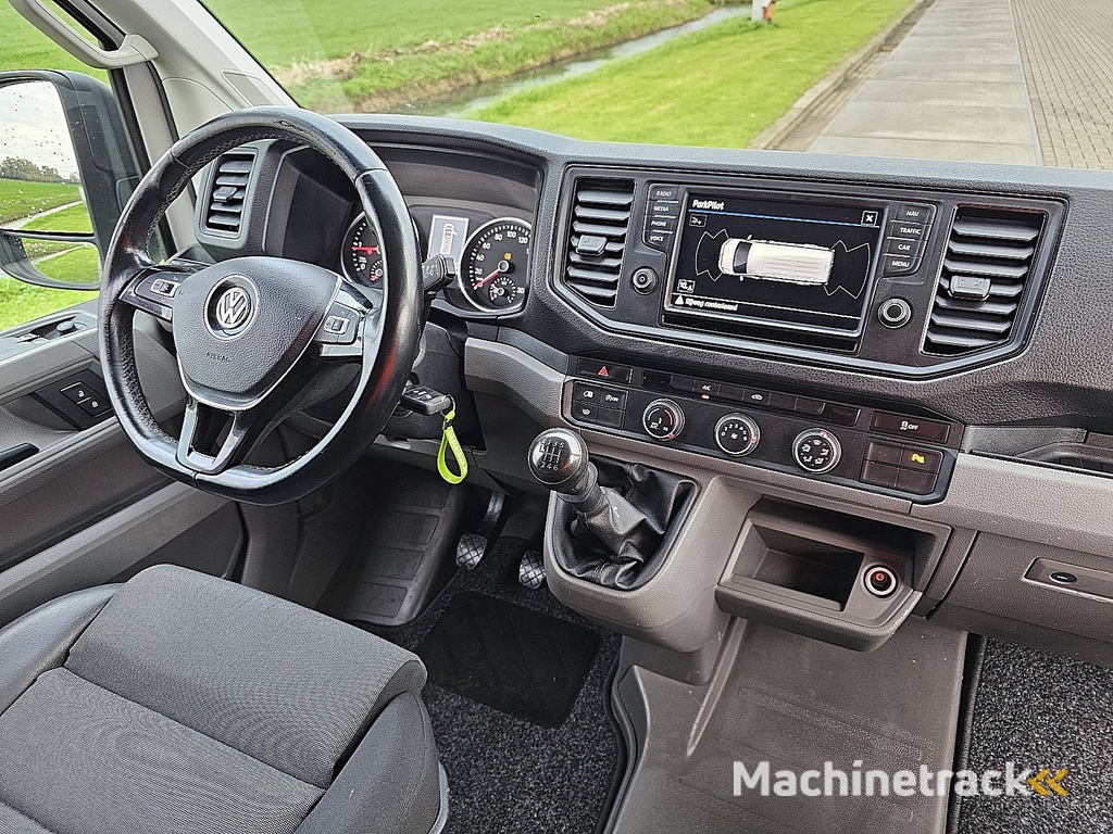 VOLKSWAGEN CRAFTER