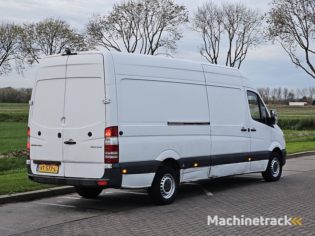 MERCEDES-BENZ SPRINTER 310
