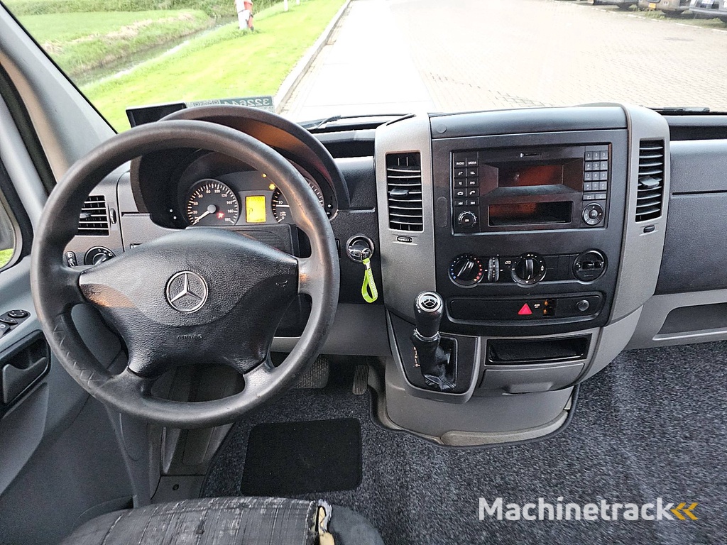 MERCEDES-BENZ SPRINTER 310