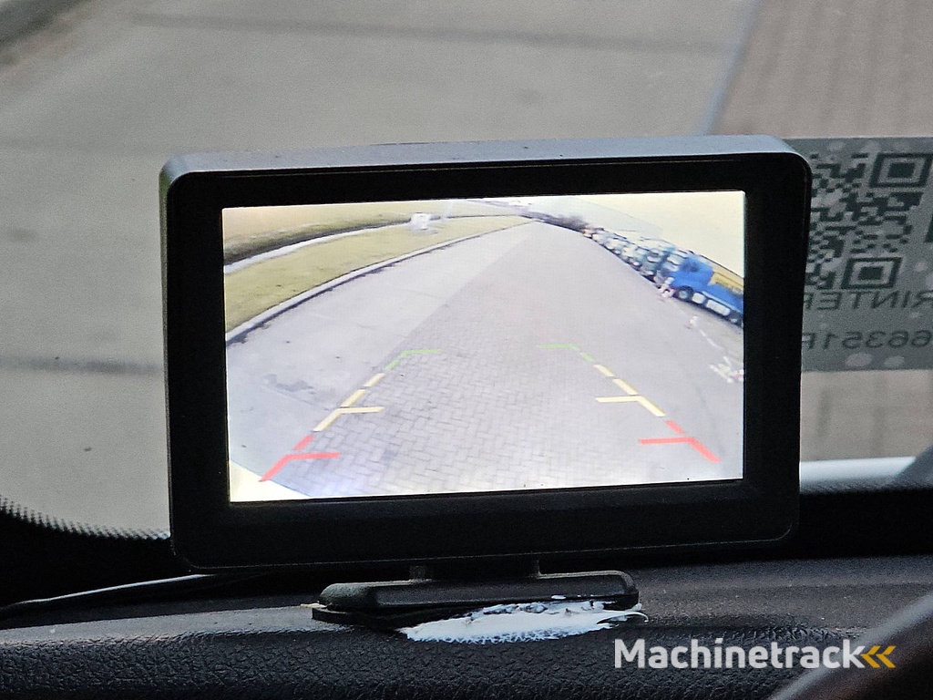 MERCEDES-BENZ SPRINTER 310