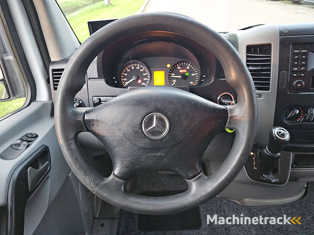 MERCEDES-BENZ SPRINTER 310