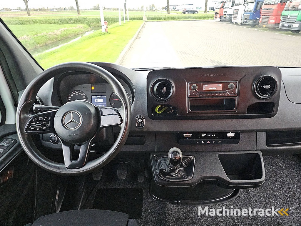 MERCEDES-BENZ SPRINTER 514 dub.cab kipper kist!