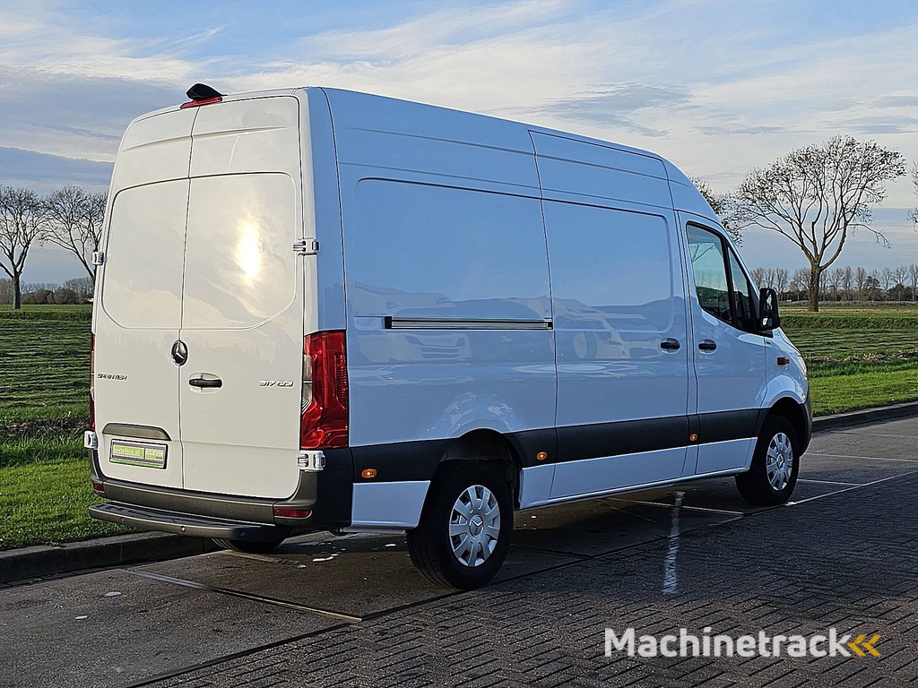 MERCEDES-BENZ SPRINTER 317 l2h2 mbux navi euro6