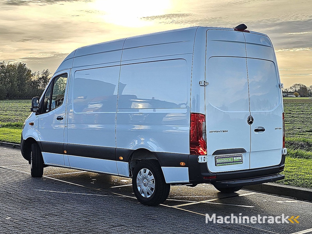 MERCEDES-BENZ SPRINTER 317 l2h2 mbux navi euro6