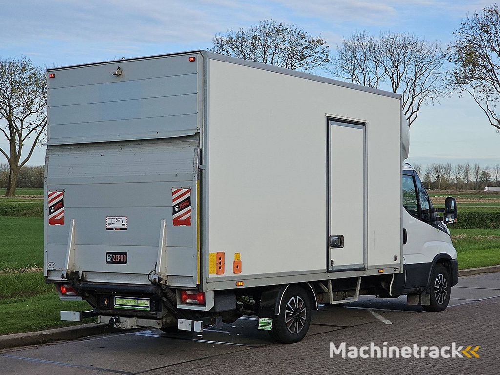 IVECO DAILY 35 S 16 aut. laadklep