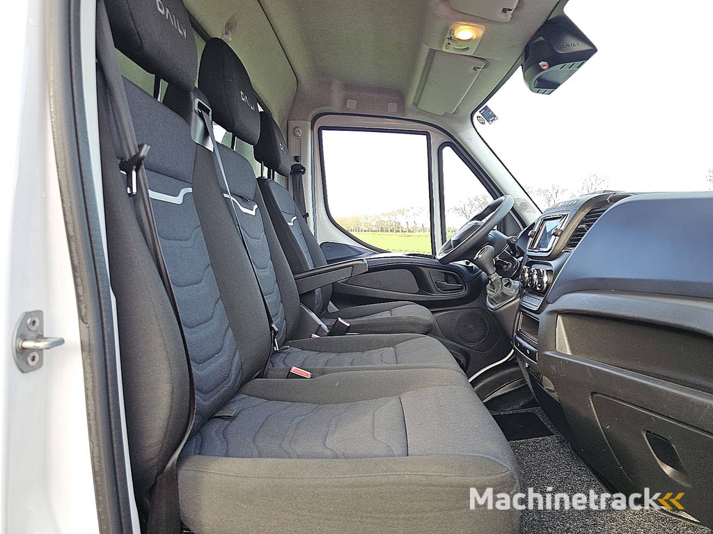 IVECO DAILY 35 S 16 aut. laadklep