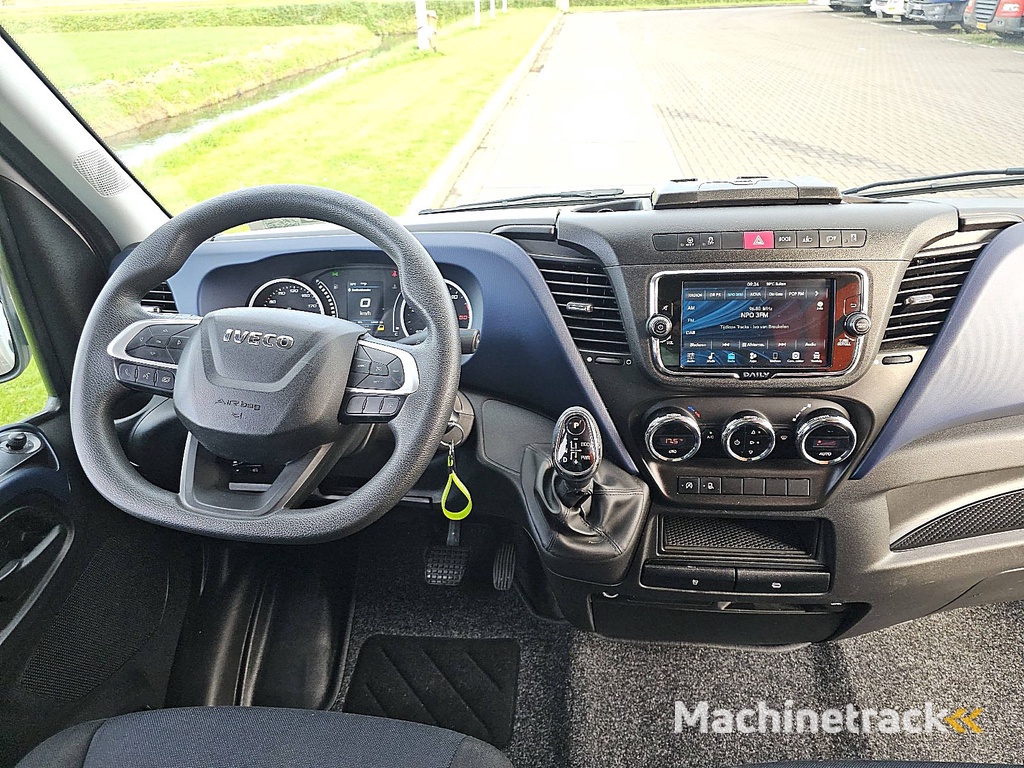 IVECO DAILY 35 S 16 aut. laadklep