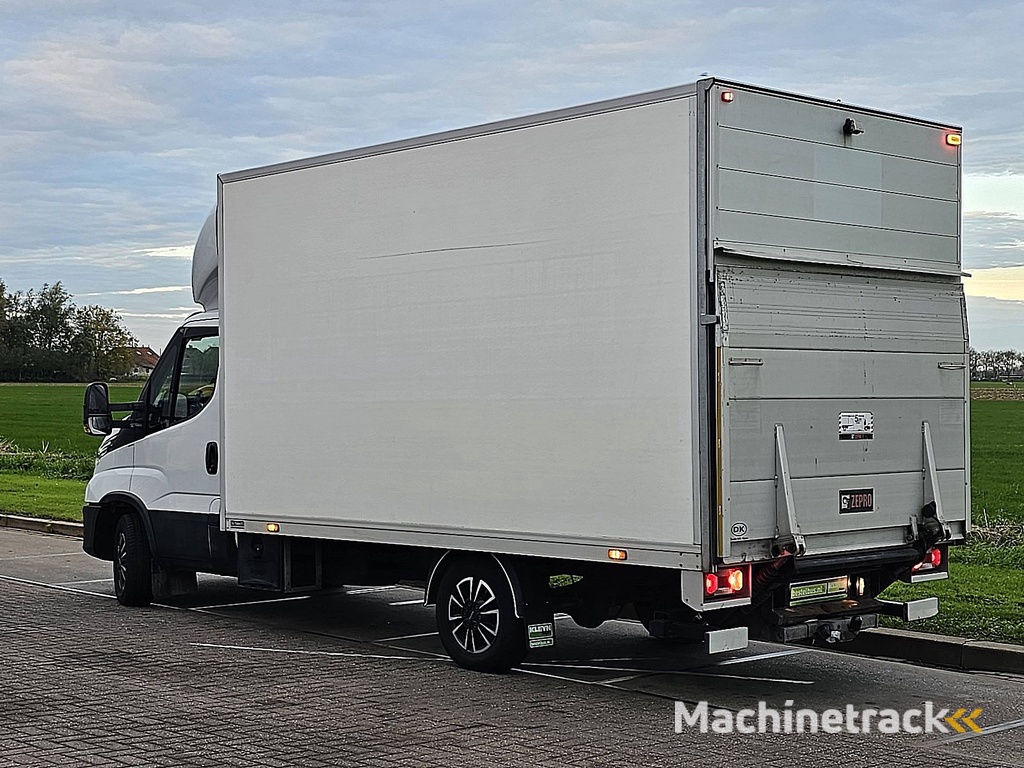IVECO DAILY 35 S 16 aut. laadklep