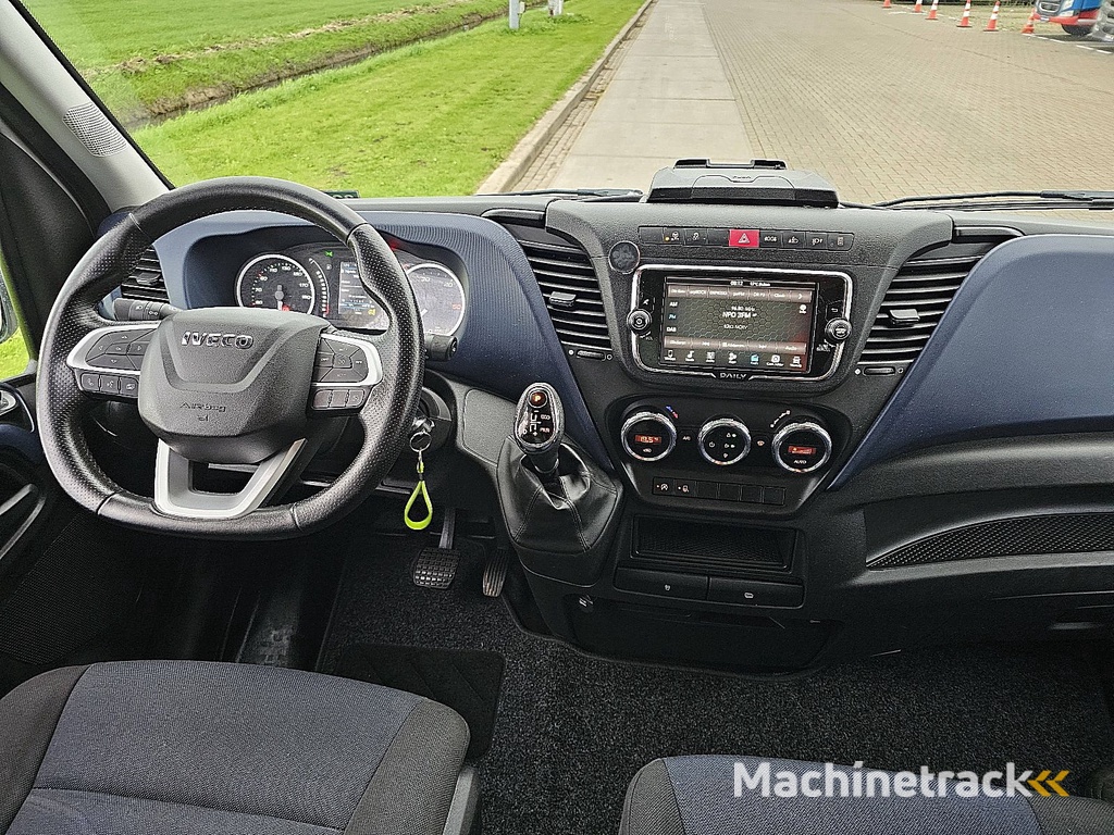 IVECO DAILY 35 S 16 aut. laadklep