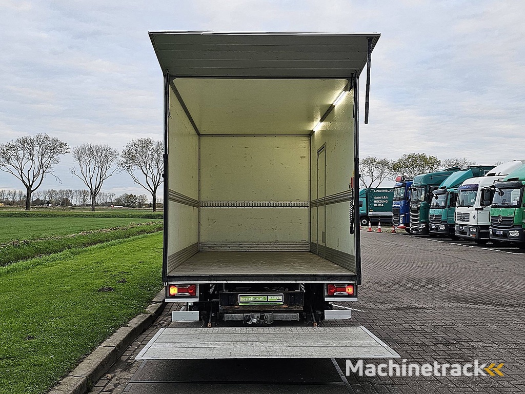 IVECO DAILY 35 S 16 aut. laadklep