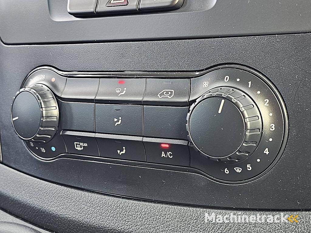 MERCEDES-BENZ VITO 116 CDI TOURER l3 xl 9-persoons nap