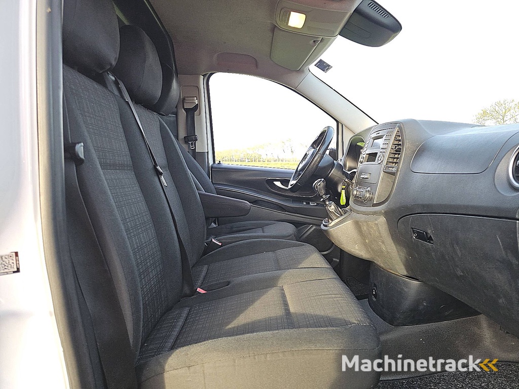 MERCEDES-BENZ VITO 111 lang