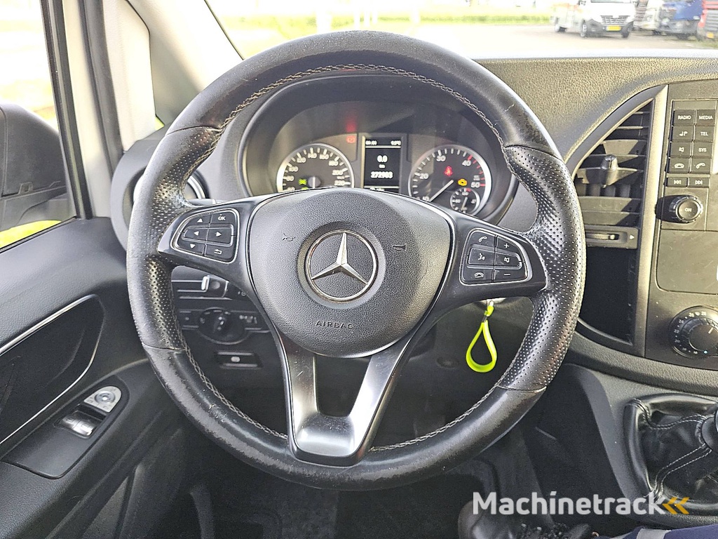 MERCEDES-BENZ VITO 111 lang