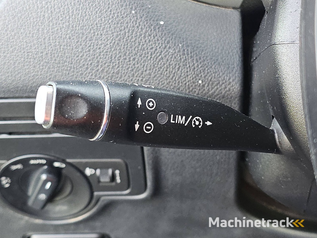 MERCEDES-BENZ VITO 111 lang