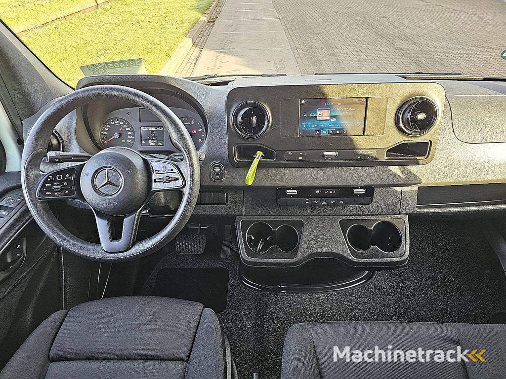 MERCEDES-BENZ SPRINTER 315 bakwagen laadklep!
