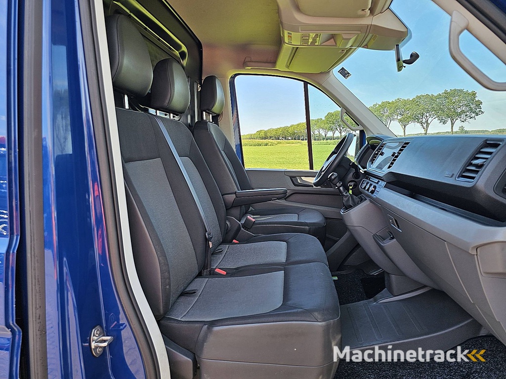 VOLKSWAGEN CRAFTER 35 2.0 l3h2 navi trekhaak!