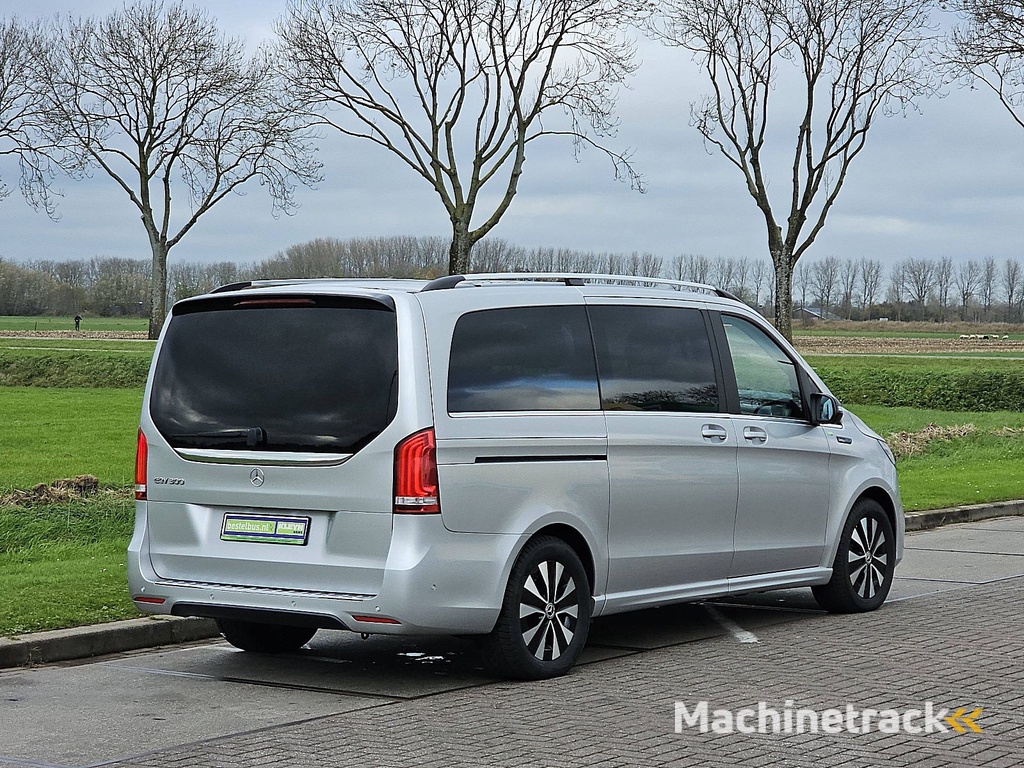 MERCEDES-BENZ EQV 300 7-zits pano navi l2!