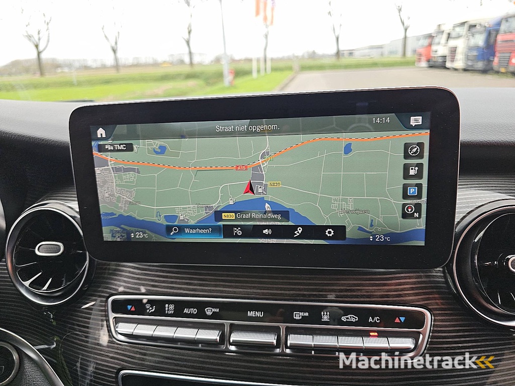 MERCEDES-BENZ EQV 300 7-zits pano navi l2!