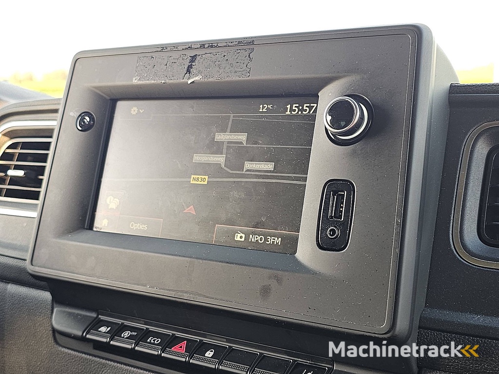 RENAULT MASTER 2.3 bakwagen laadklep !