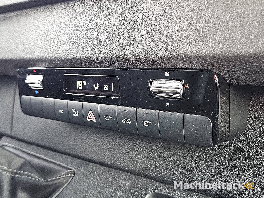 MERCEDES-BENZ SPRINTER 311 tourer 9-persoons!