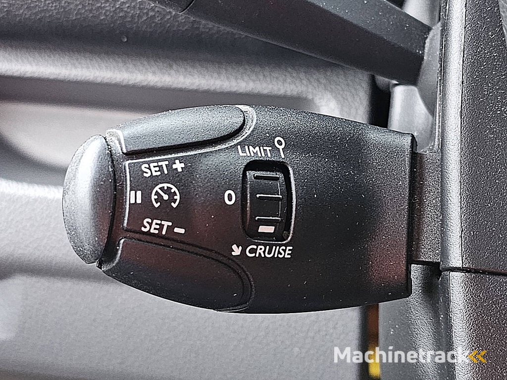 OPEL VIVARO 1.5 l2h1 navi euro6 3zit