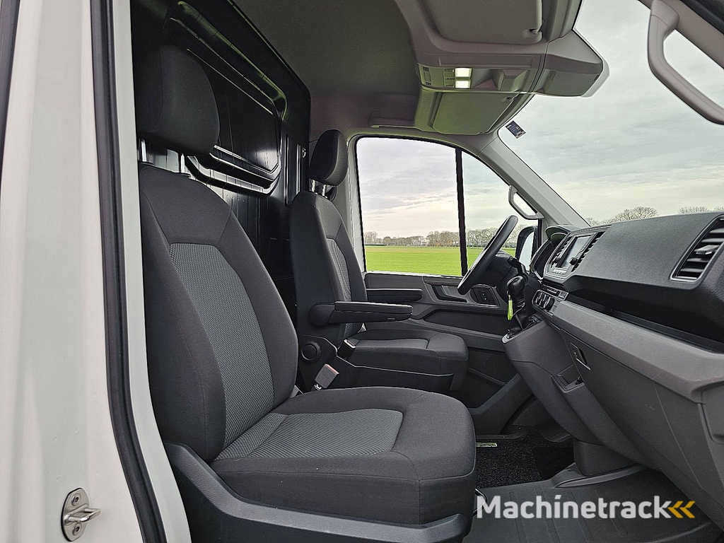 VOLKSWAGEN CRAFTER 35 2.0 l3h2 navi trekhaak!